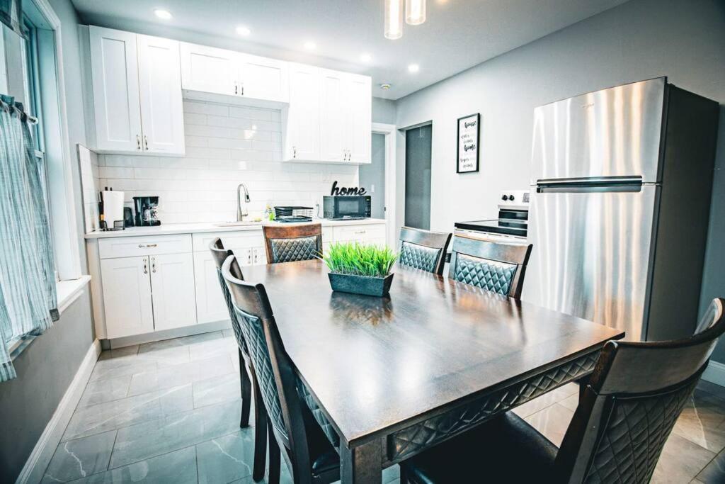 Comfortable 3Br, 1 Bath Close To The Falls Niagarafallen Exteriör bild